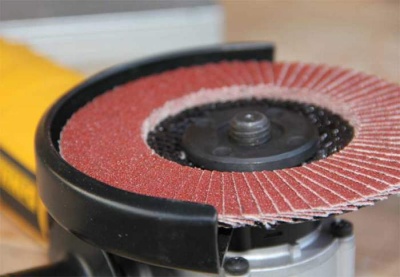 Круг лепестковый торцевой Ø180 P-40 Круг лепестковый торцевой Ø180 P-40